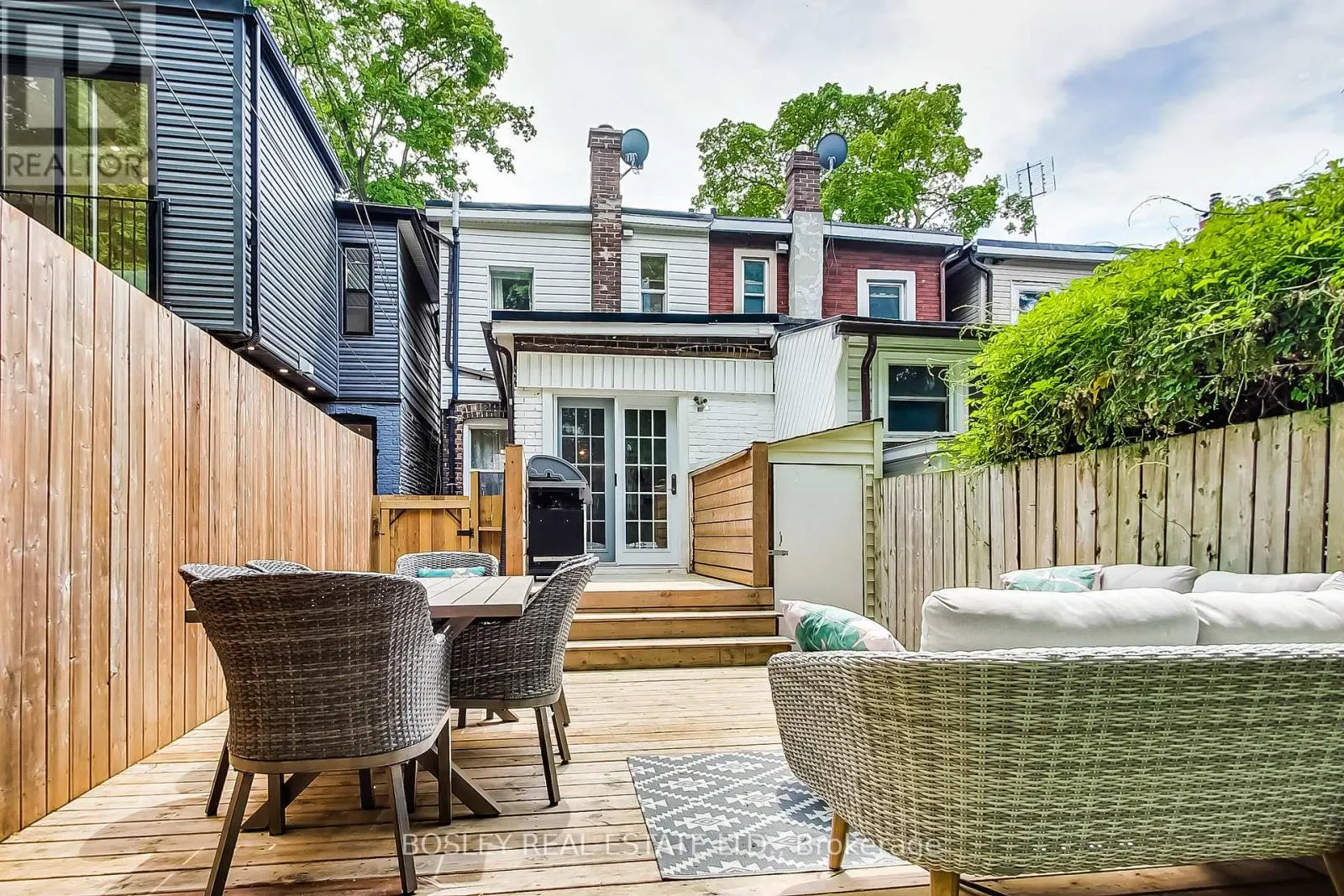 28 MOUNTALAN AVENUE