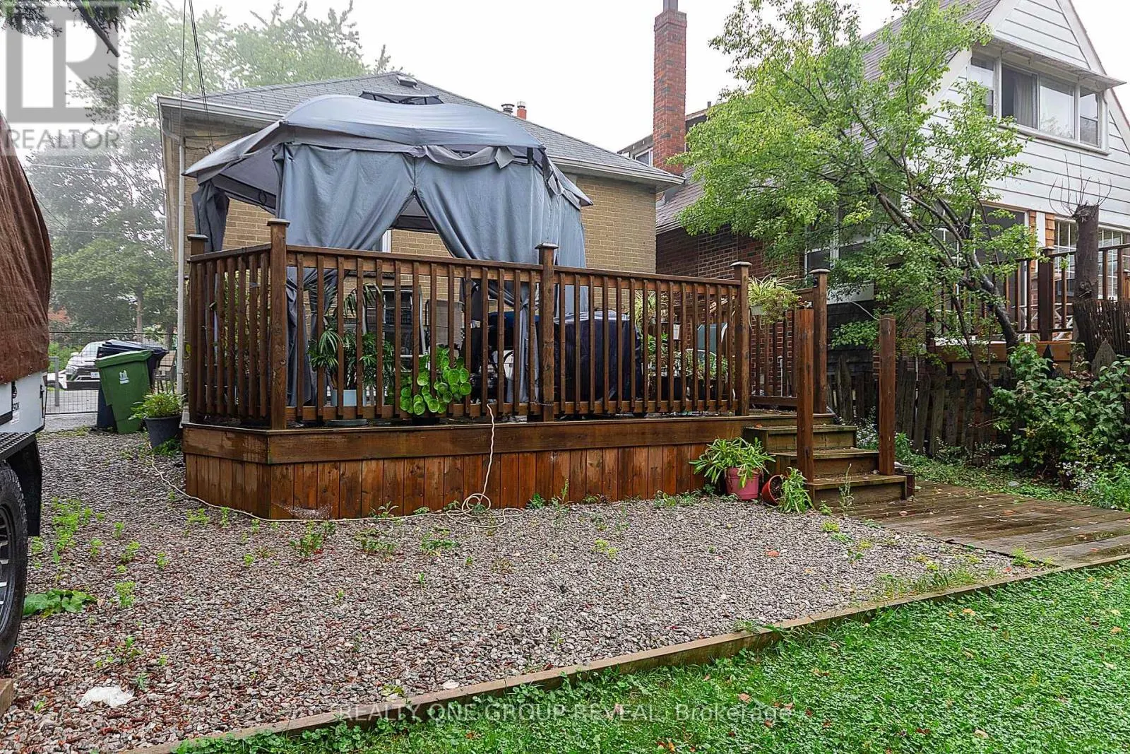 171 MCINTOSH STREET