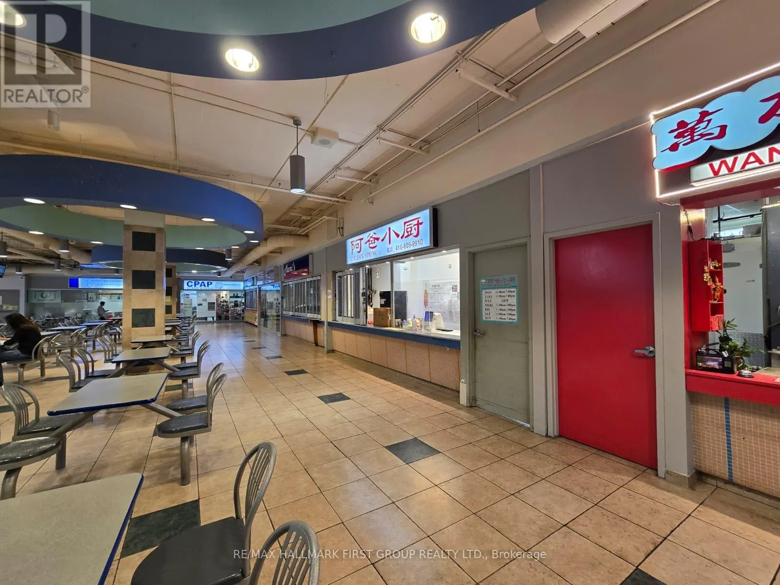 211 - 4438 SHEPPARD AVENUE E