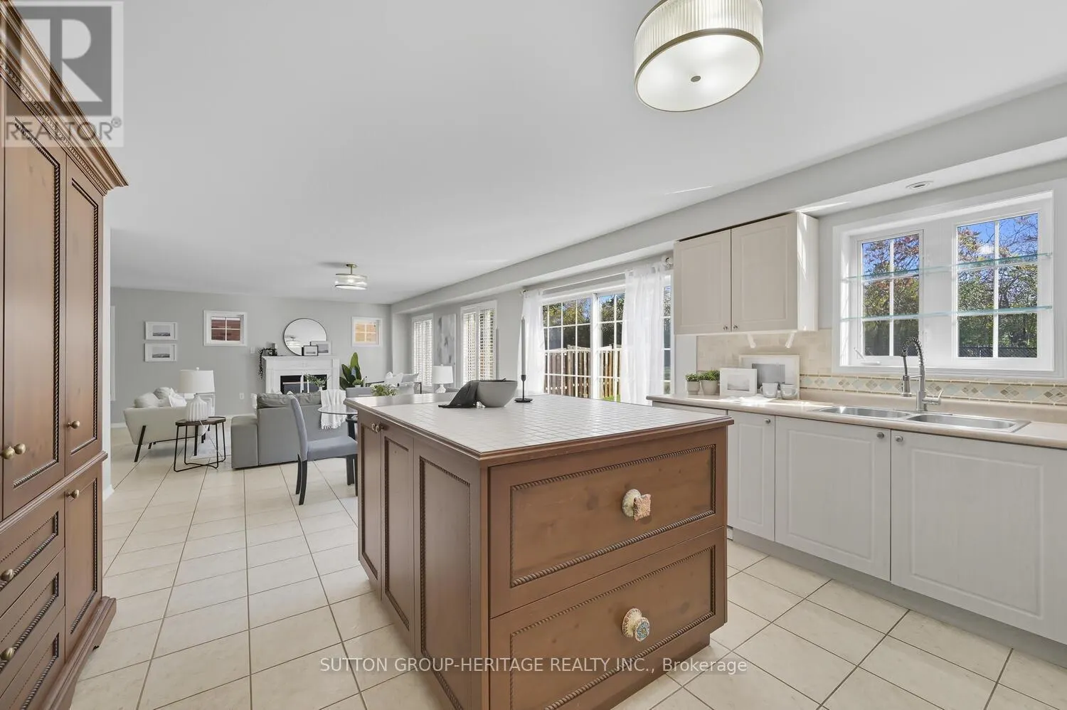 98 HOILE DRIVE