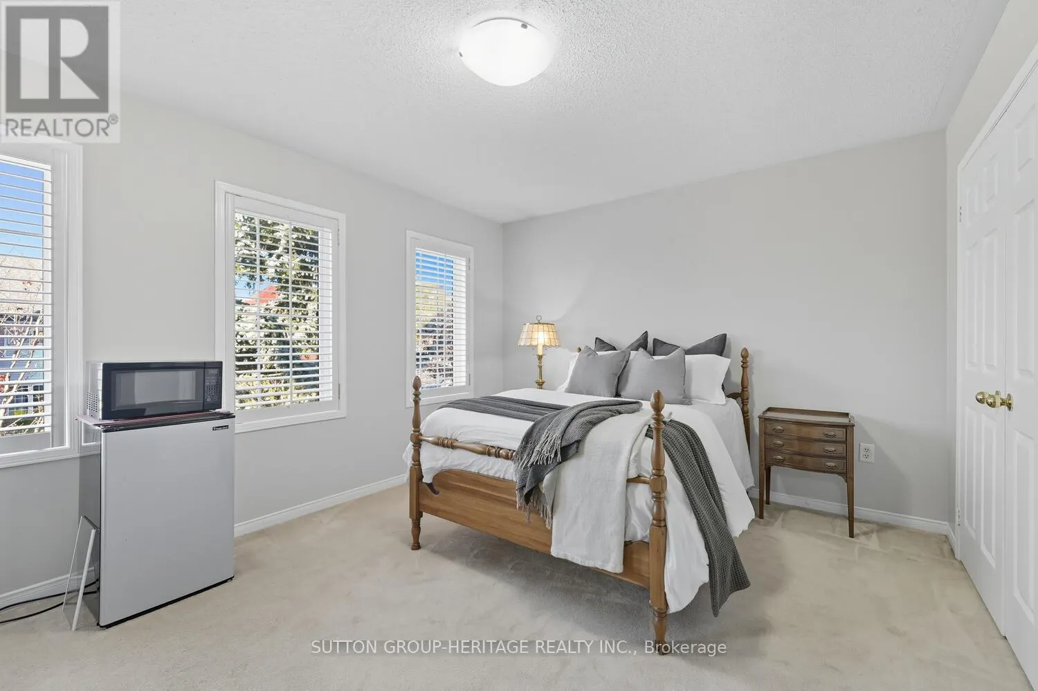 98 HOILE DRIVE