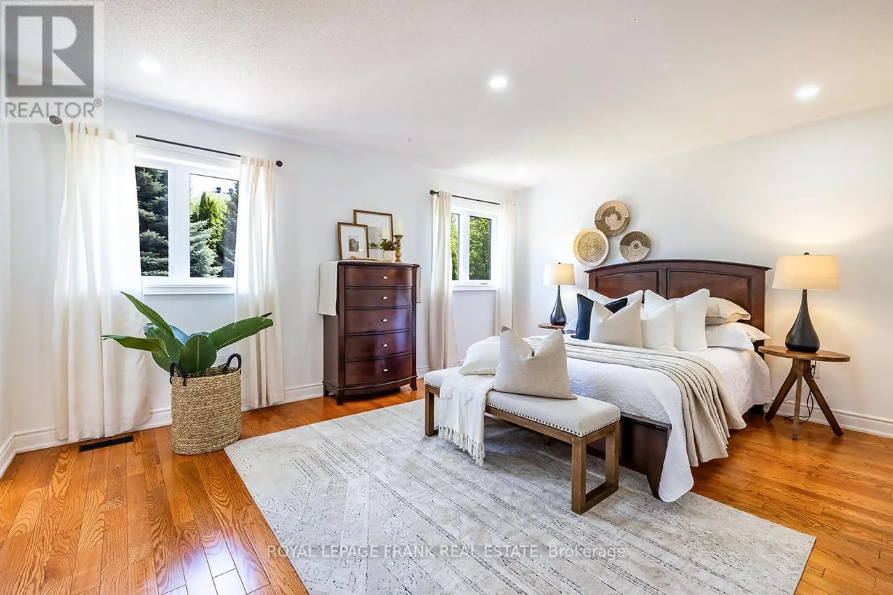 1533 CLEARBROOK DRIVE