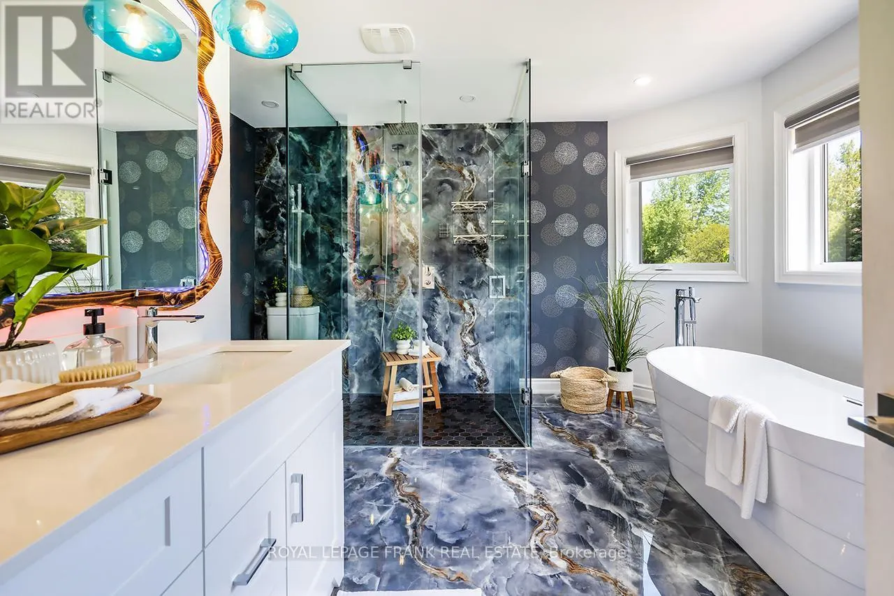 1533 CLEARBROOK DRIVE