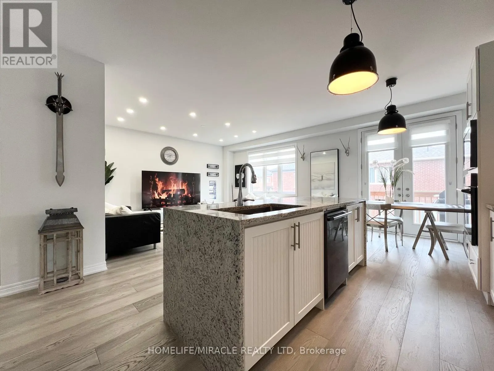1017 LOCKIE DRIVE