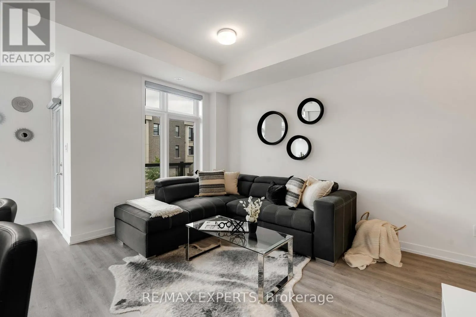 309 - 2550 CASTLEGATE CROSSING W