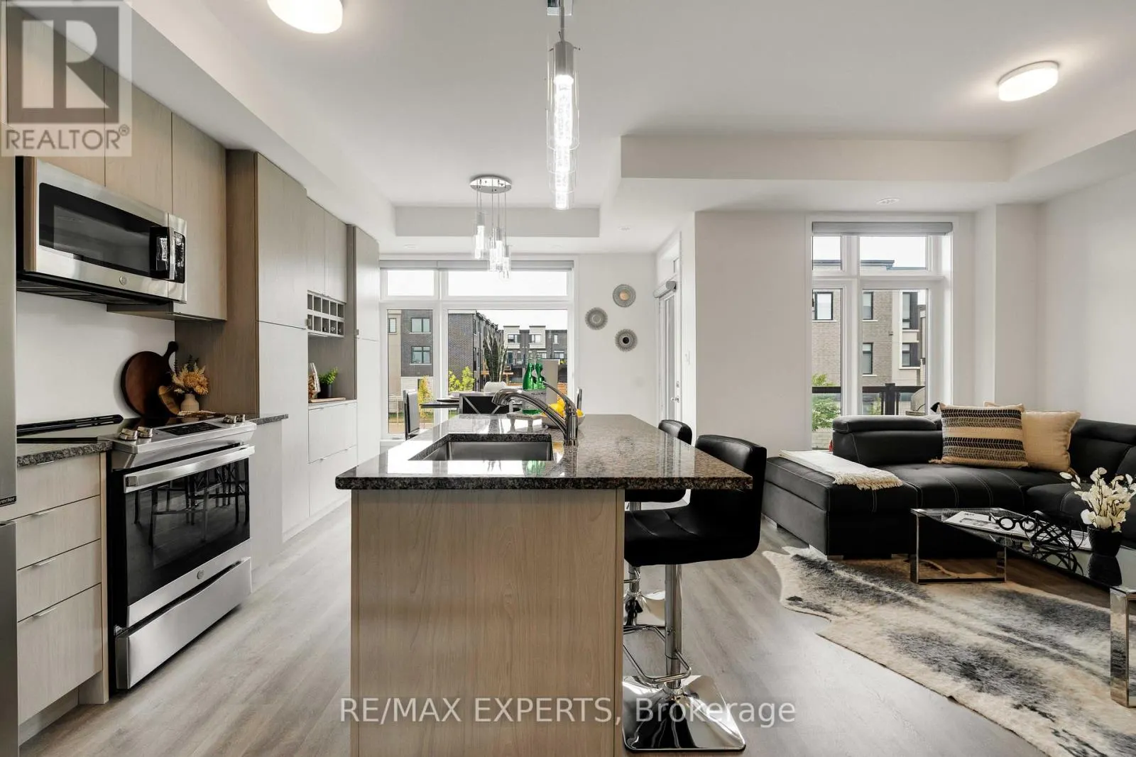 309 - 2550 CASTLEGATE CROSSING W