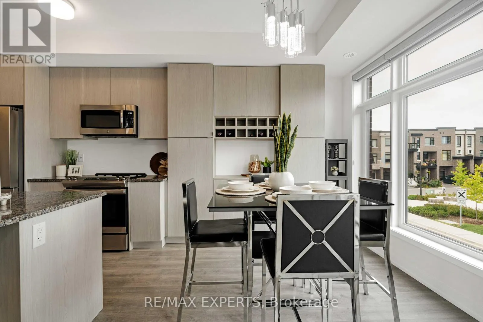309 - 2550 CASTLEGATE CROSSING W