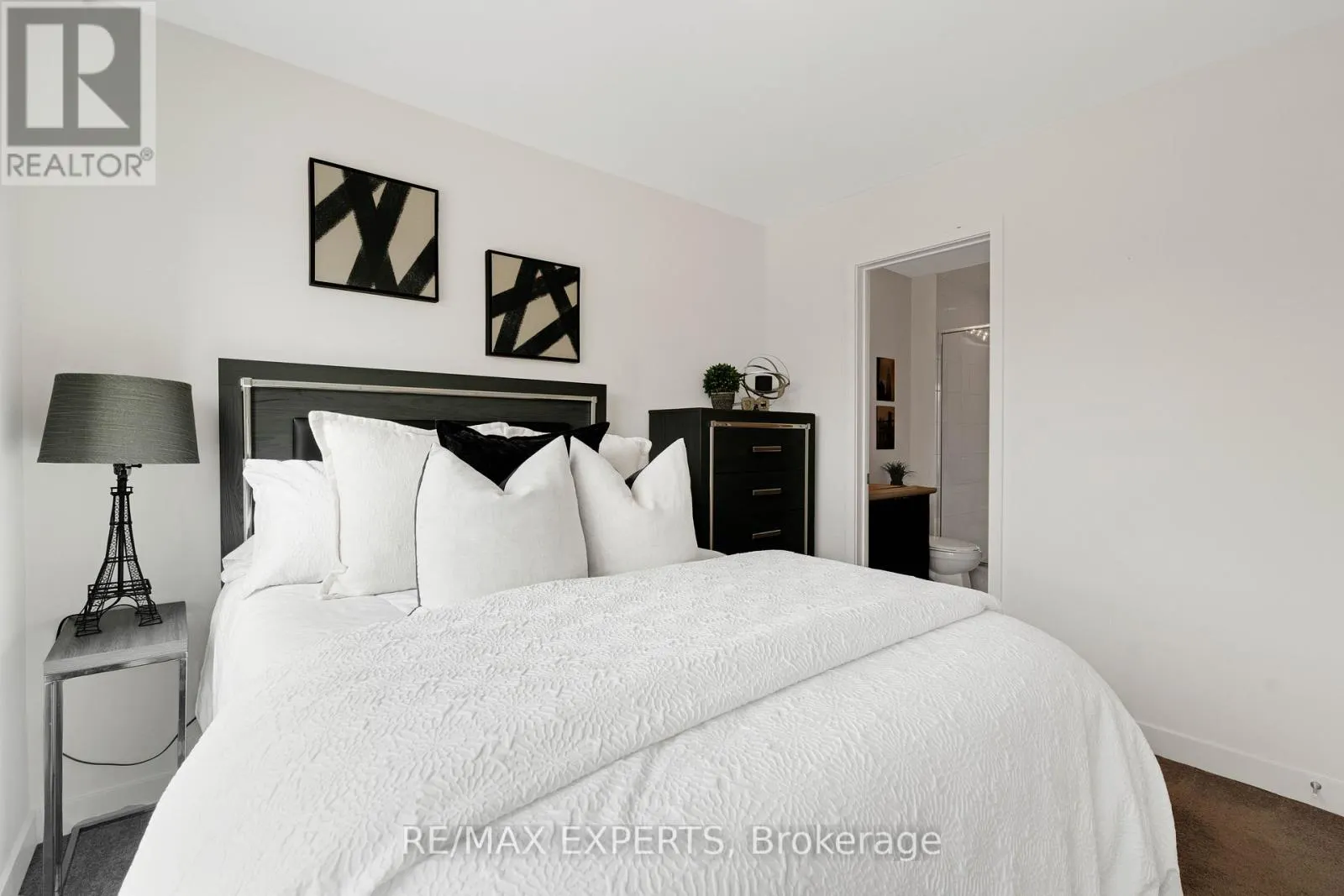 309 - 2550 CASTLEGATE CROSSING W