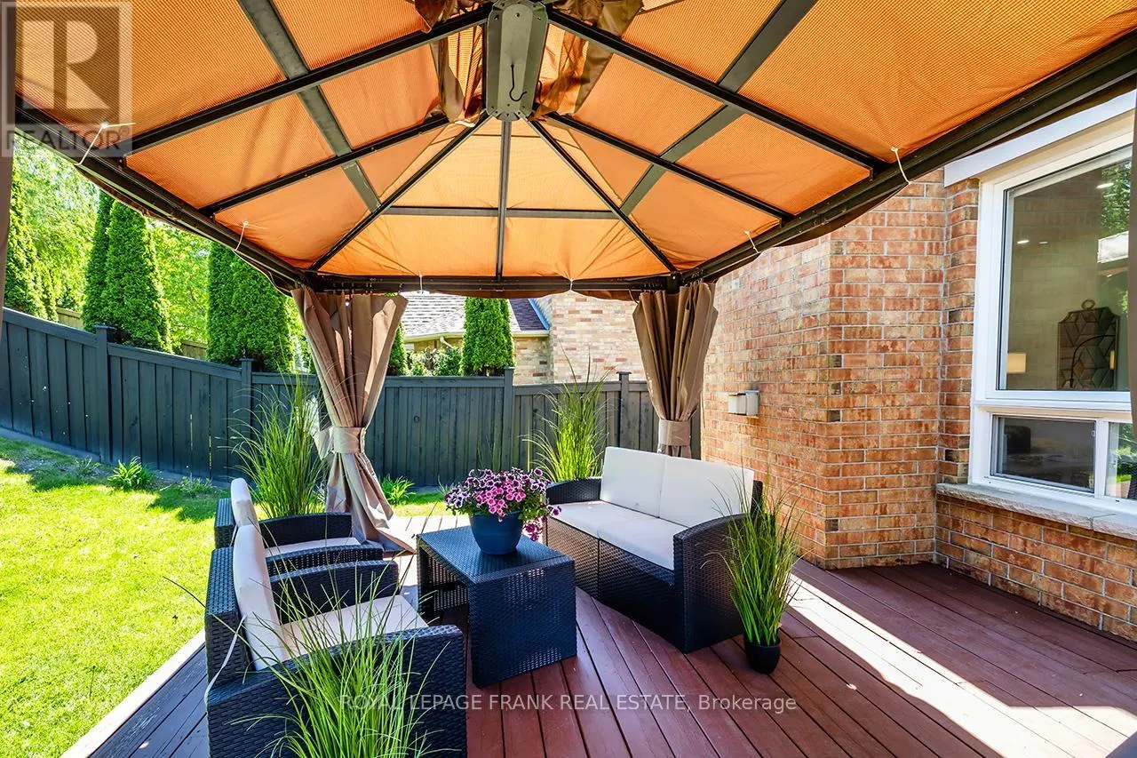 1533 CLEARBROOK DRIVE
