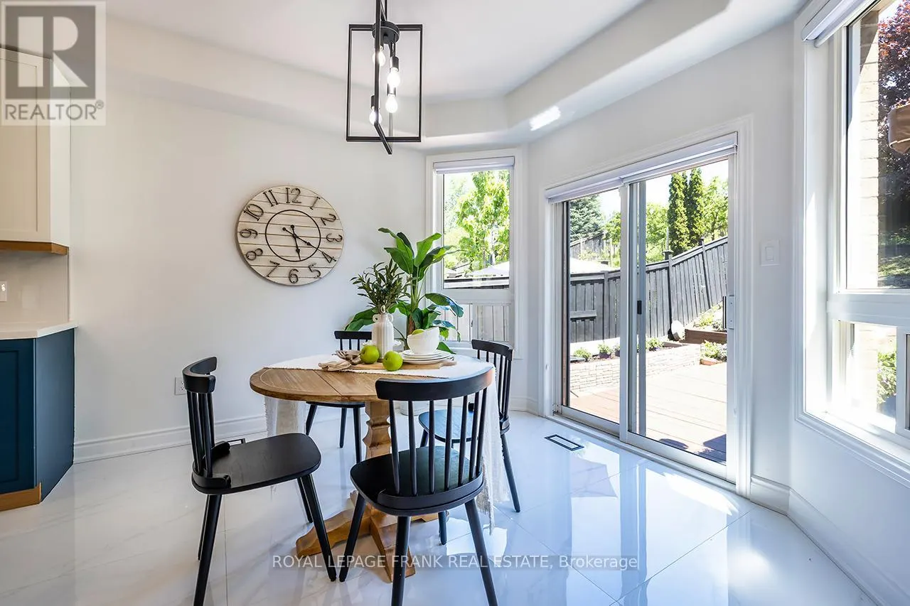 1533 CLEARBROOK DRIVE