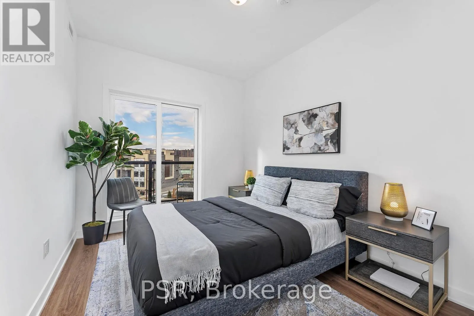 321 - 41 DANFORTH ROAD