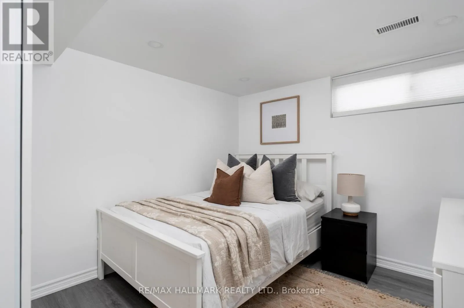 1 ARNHAM ROAD
