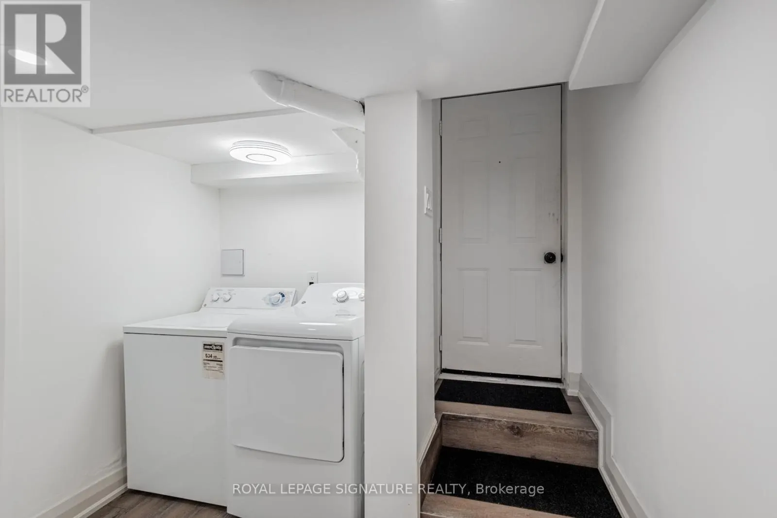 LOWER - 49 STANHOPE AVENUE