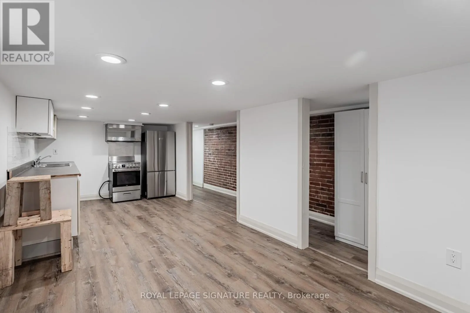 LOWER - 49 STANHOPE AVENUE