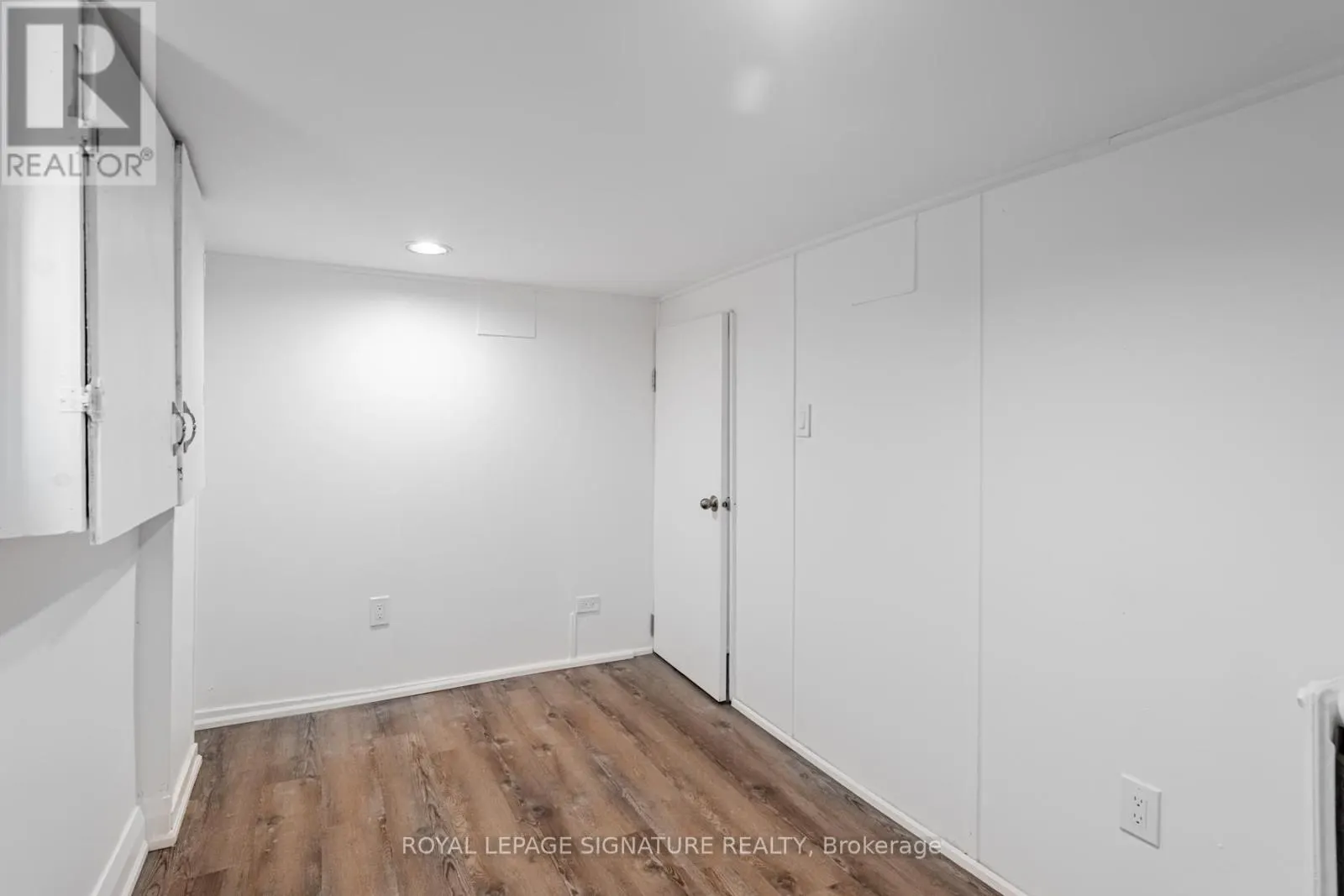 LOWER - 49 STANHOPE AVENUE