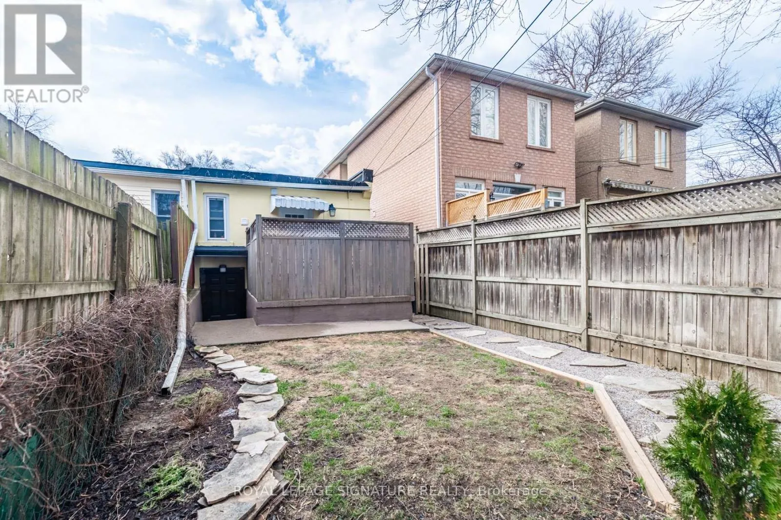LOWER - 49 STANHOPE AVENUE