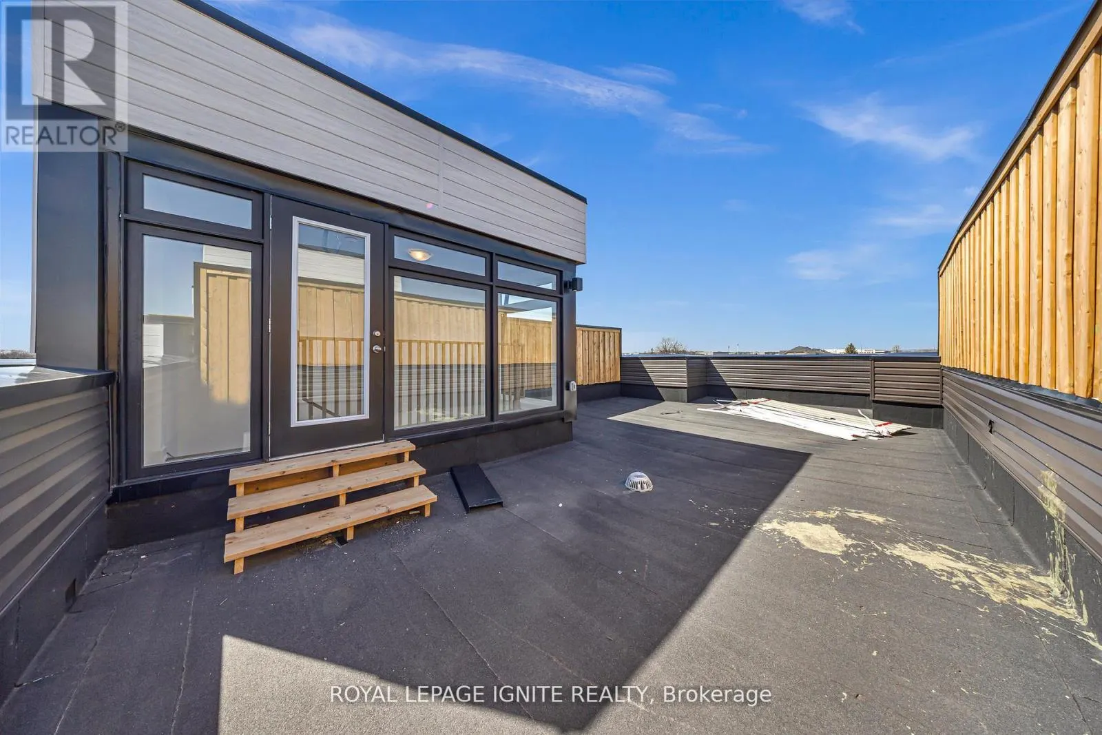 27 - 188 ANGUS DRIVE