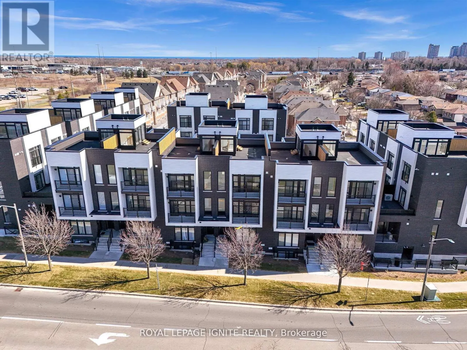 27 - 188 ANGUS DRIVE