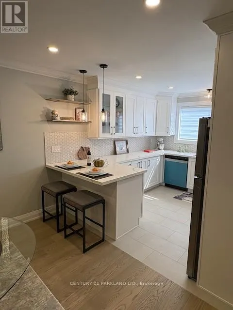 74 - 121 CENTENNIAL ROAD