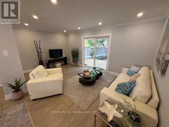 74 - 121 CENTENNIAL ROAD