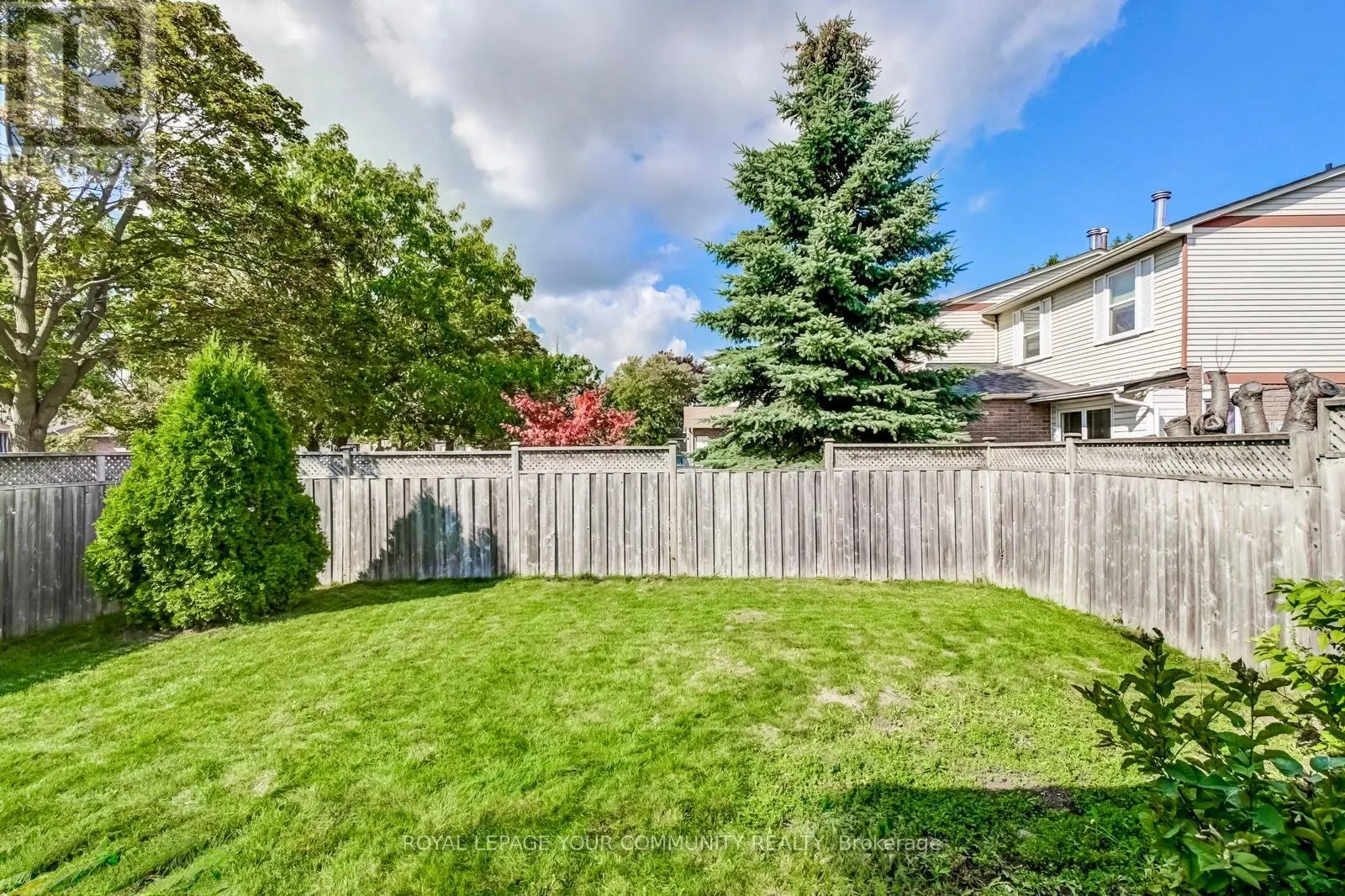 17 TRURO CRESCENT