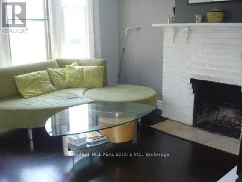 44 TENNIS CRESCENT