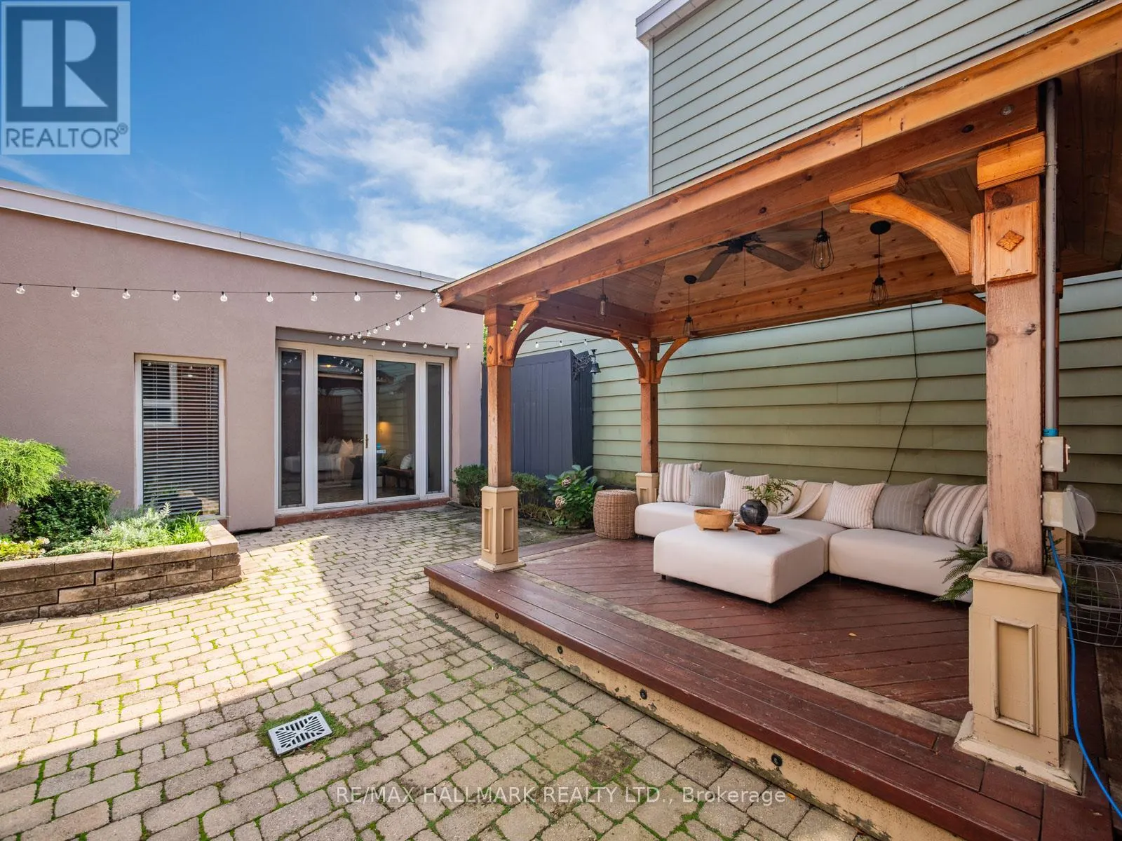 839 CARLAW AVENUE