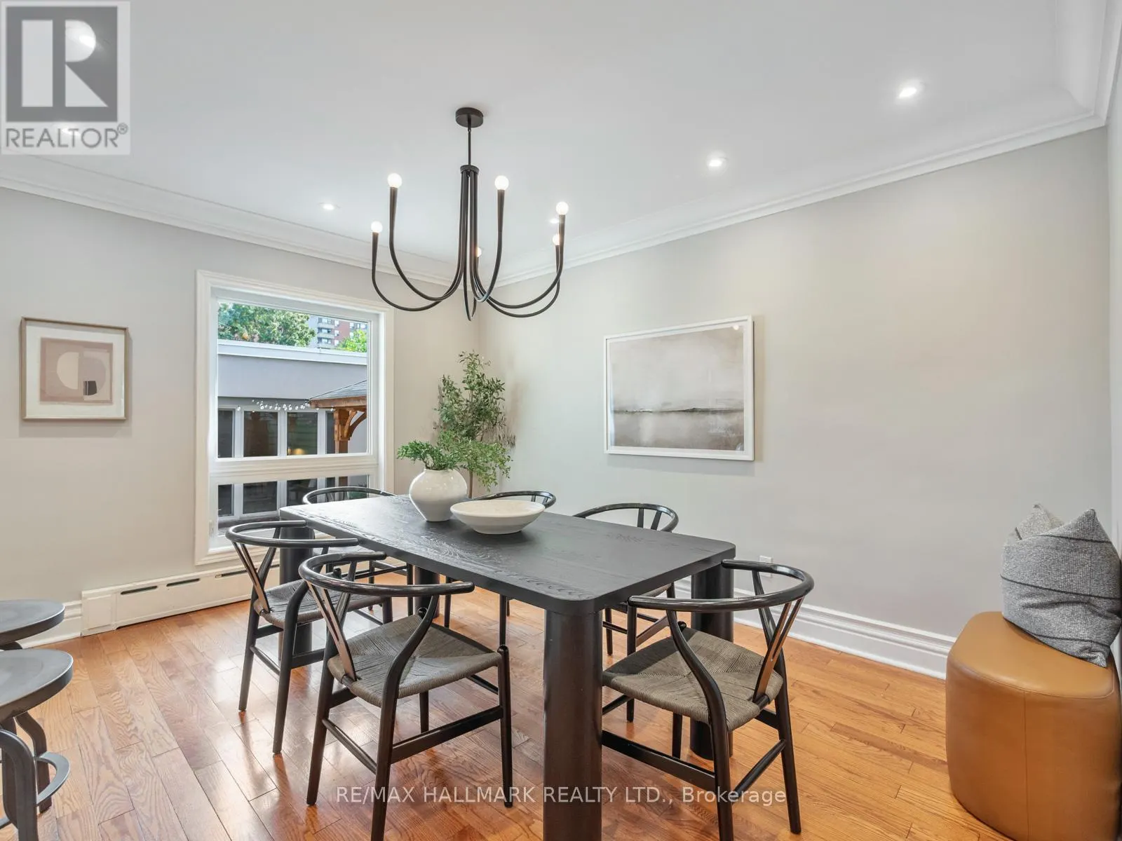 839 CARLAW AVENUE