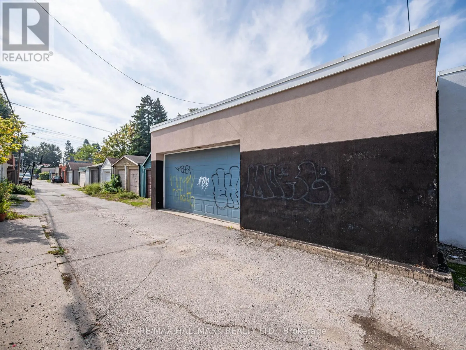 839 CARLAW AVENUE