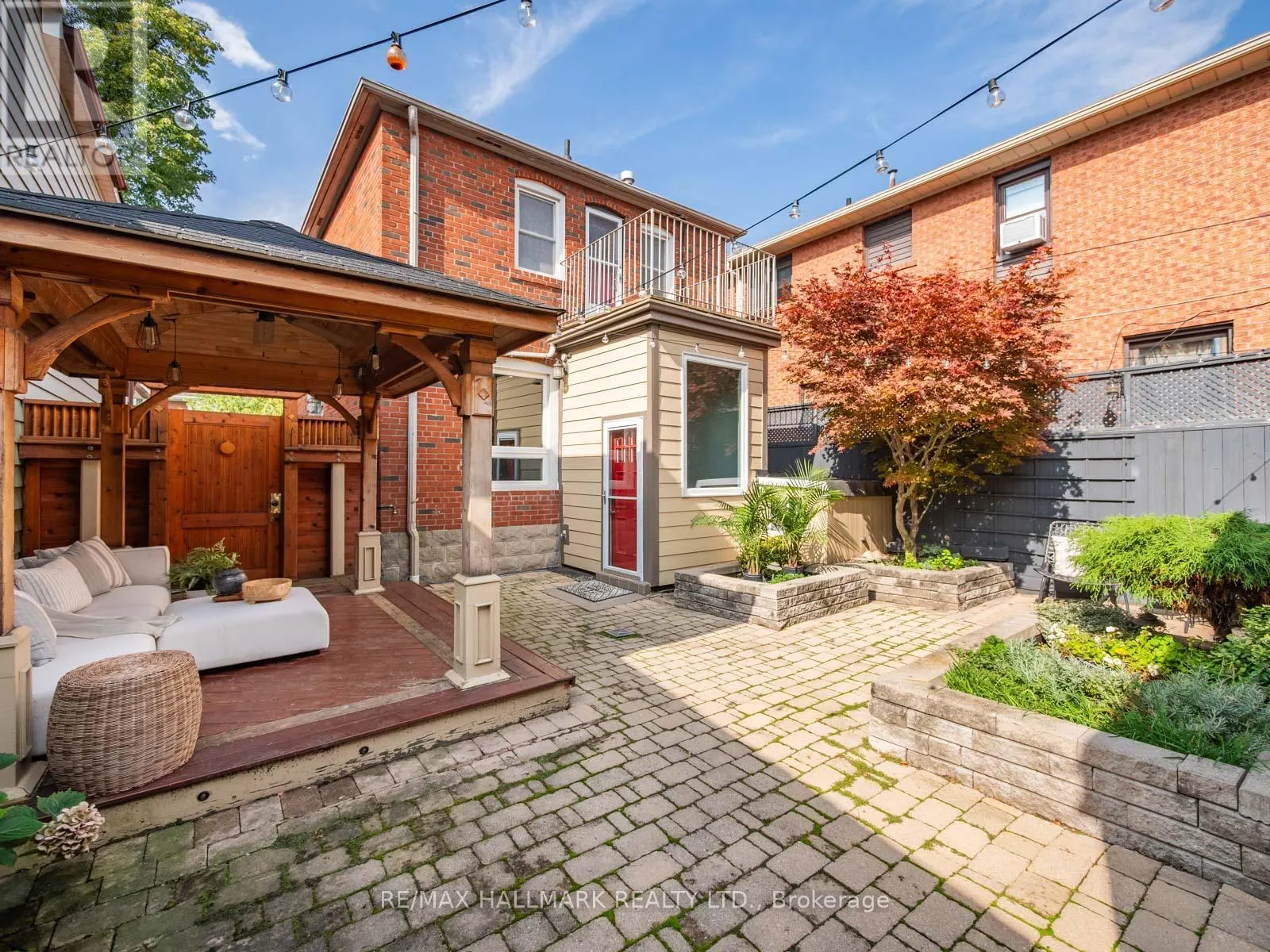 839 CARLAW AVENUE
