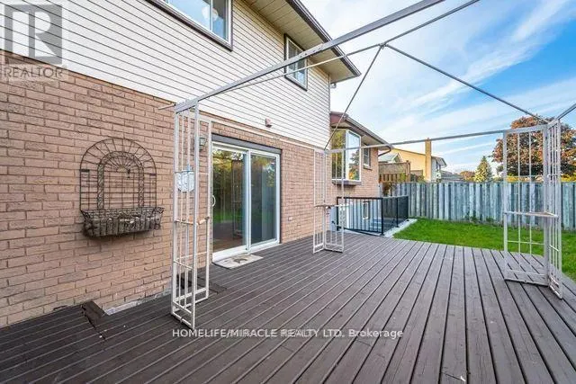 483 LABRADOR DRIVE