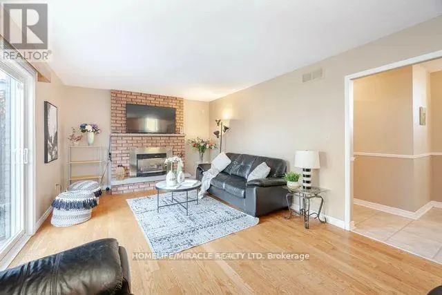 483 LABRADOR DRIVE