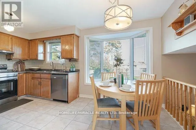 483 LABRADOR DRIVE