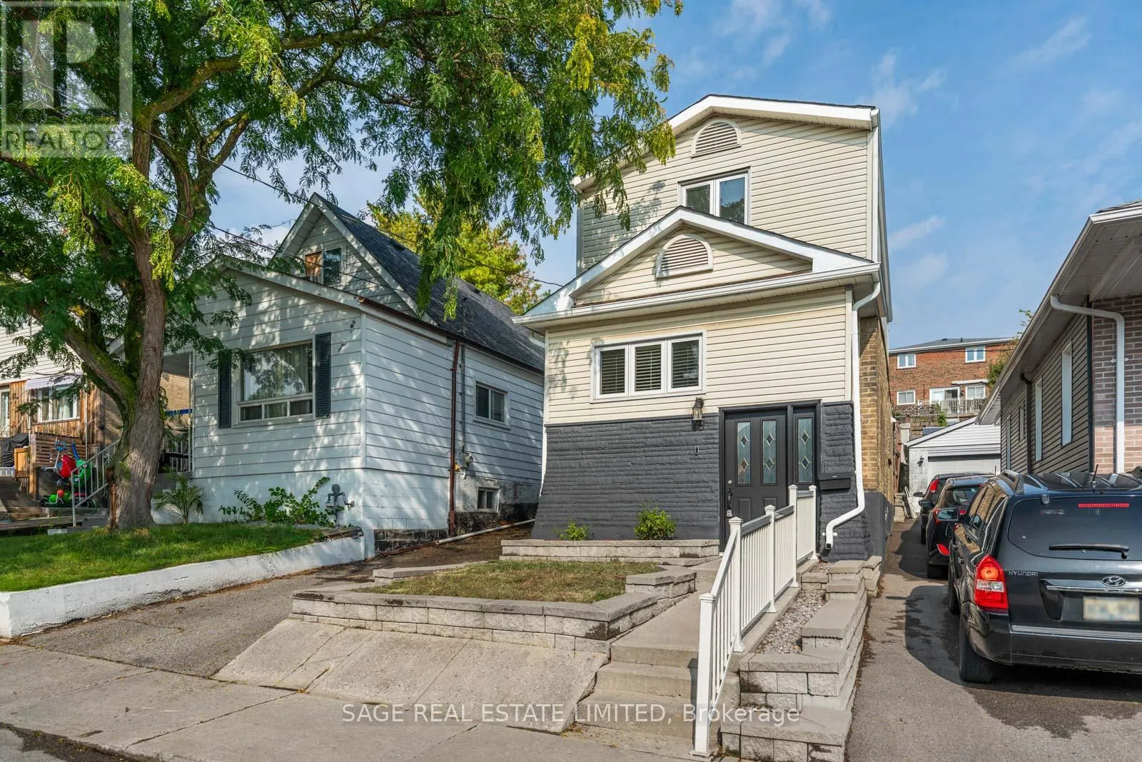 79 PITT AVENUE