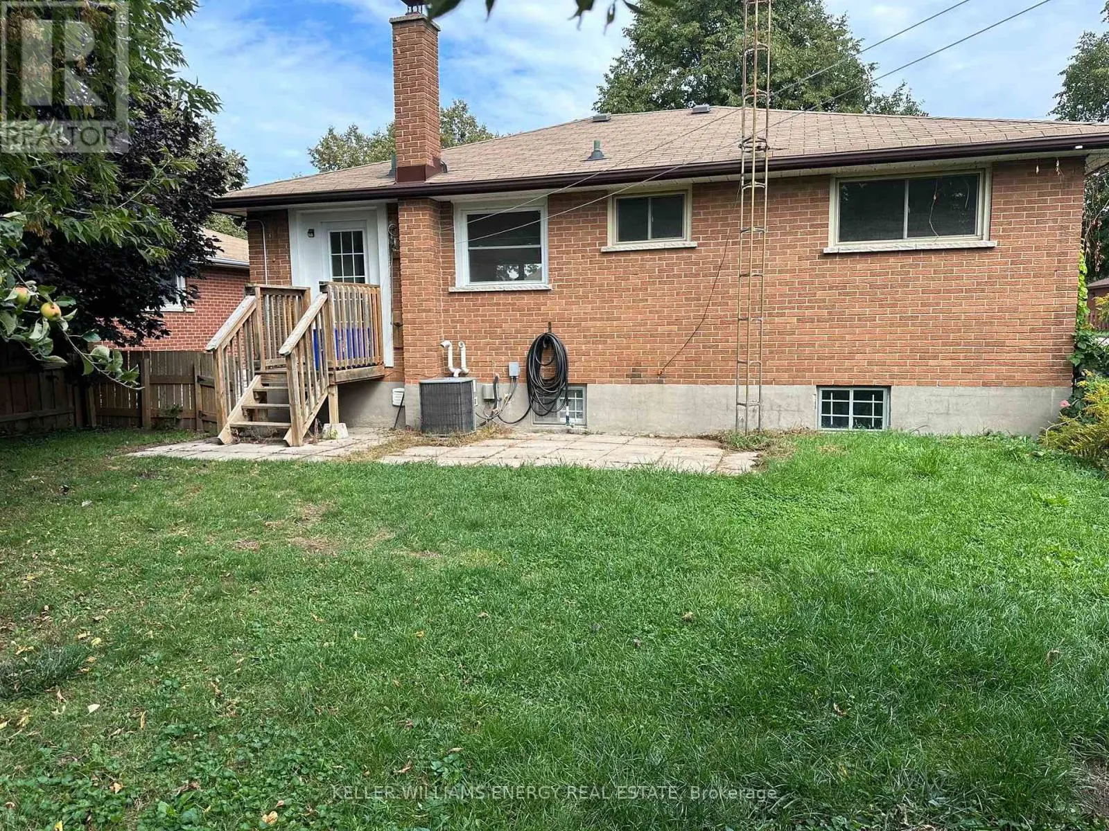 260 LINDEN STREET
