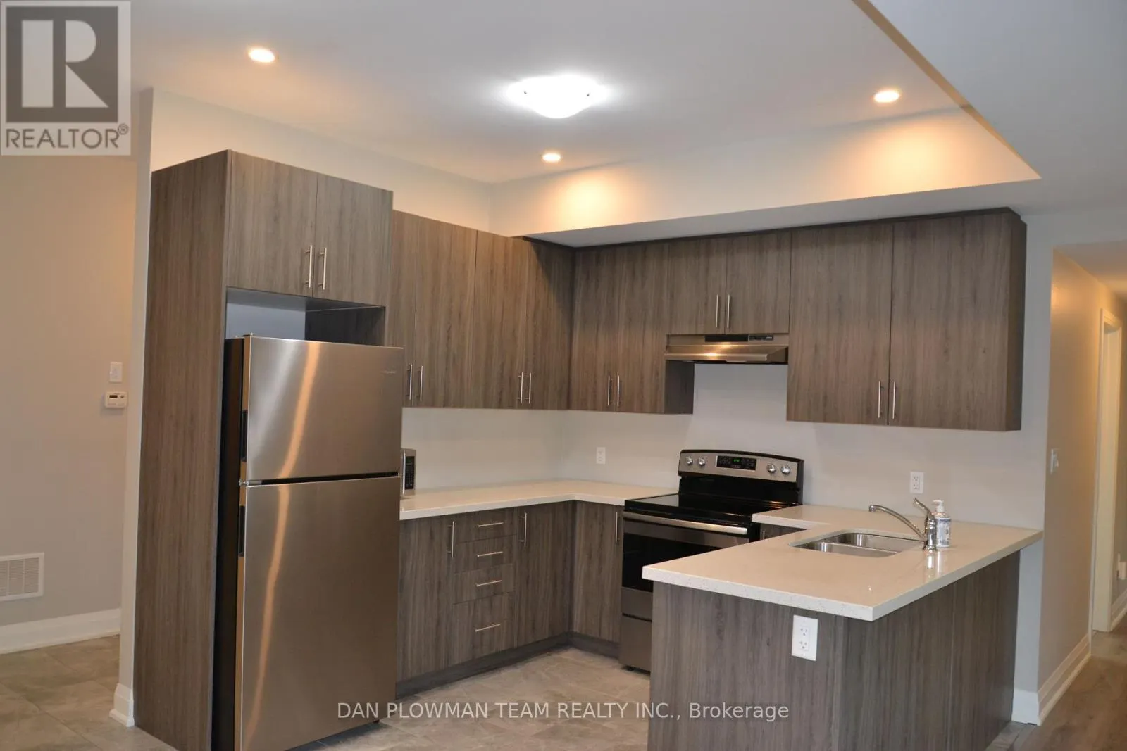 60B LAMBS LANE