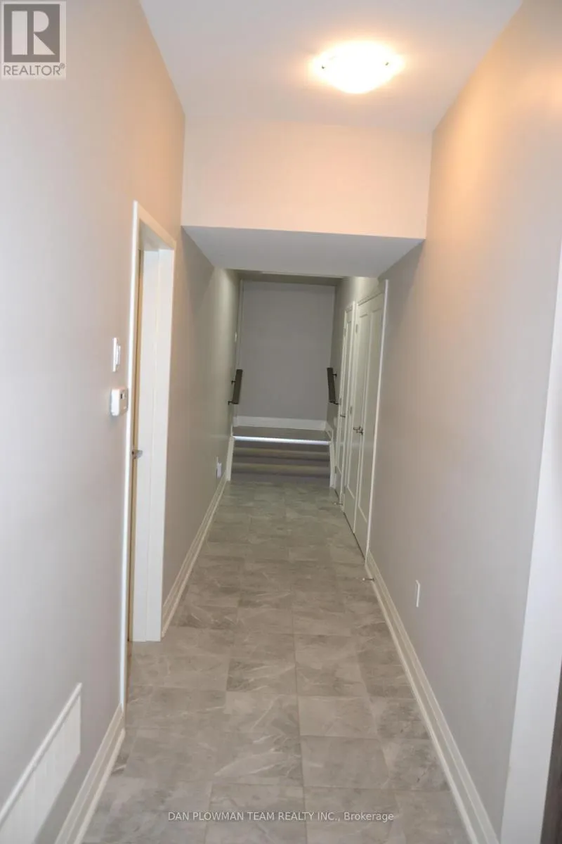 60B LAMBS LANE