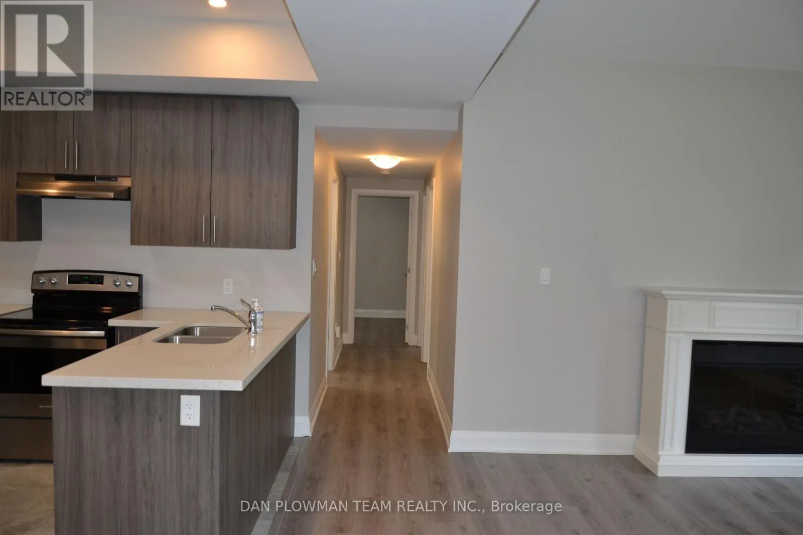 60B LAMBS LANE