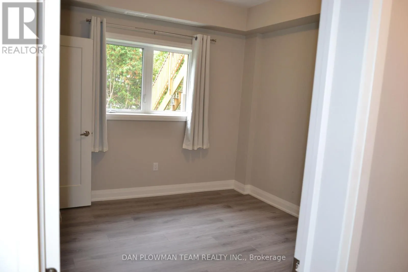 60B LAMBS LANE