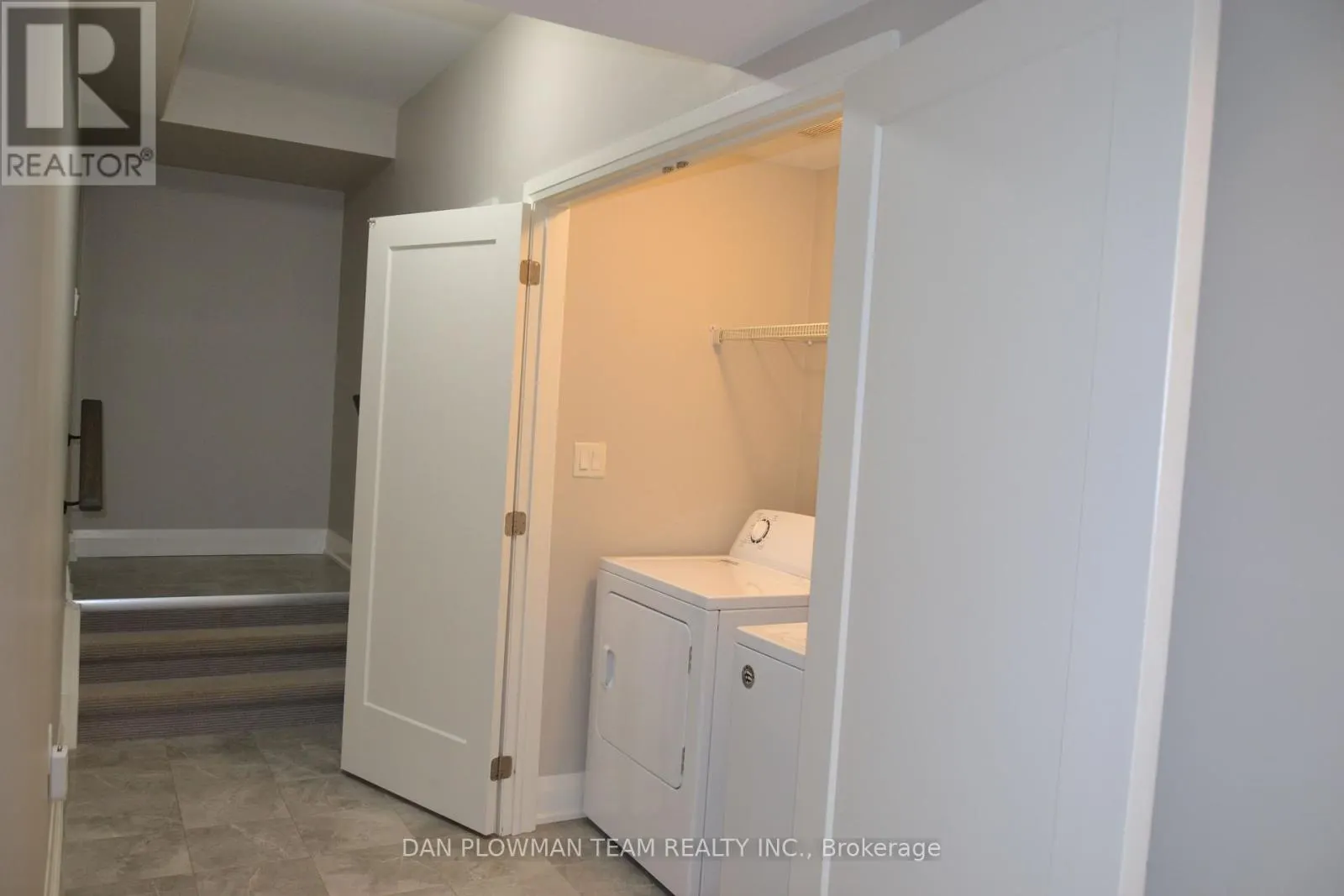 60B LAMBS LANE