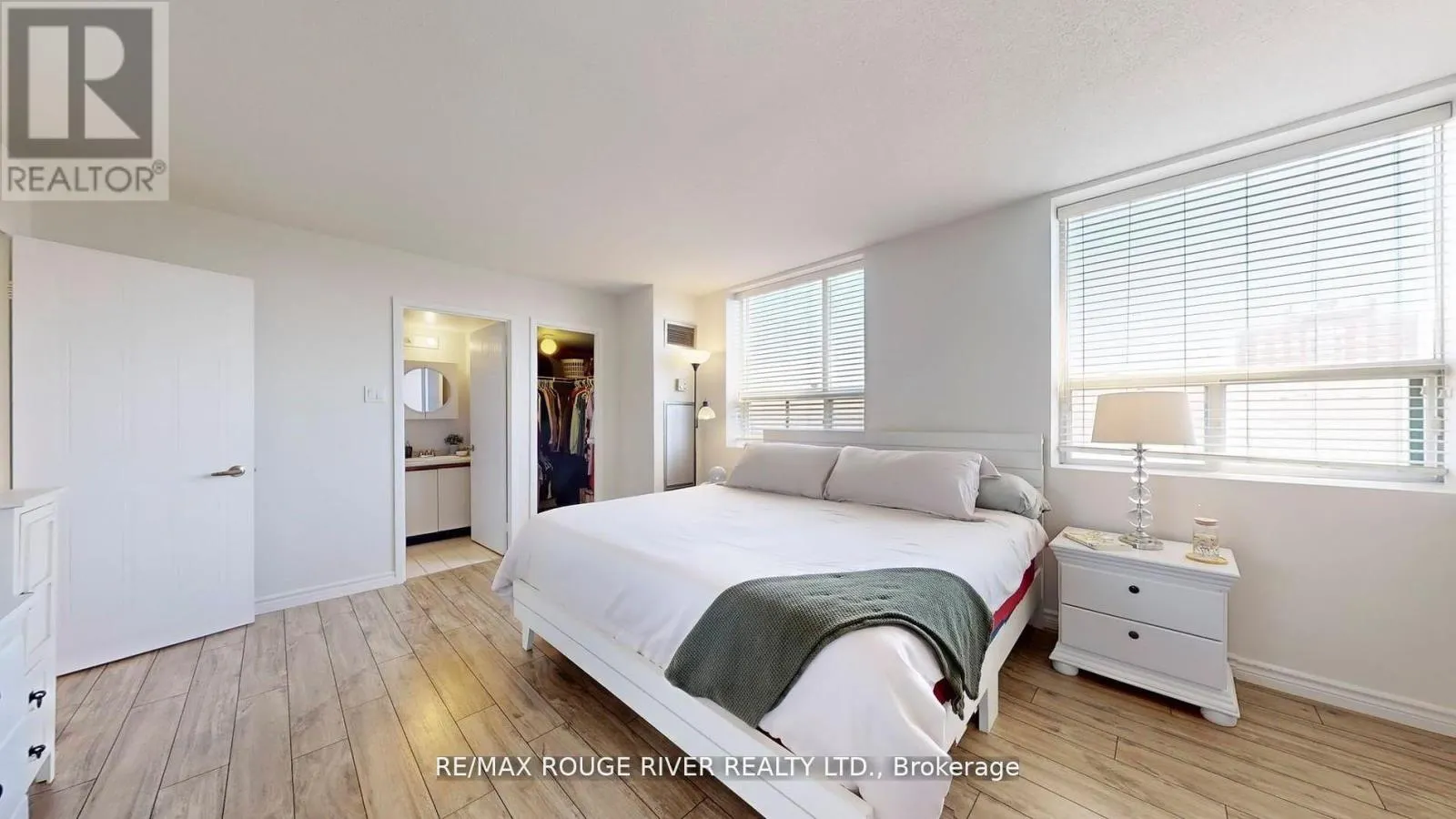 507 - 1655 PICKERING PARKWAY