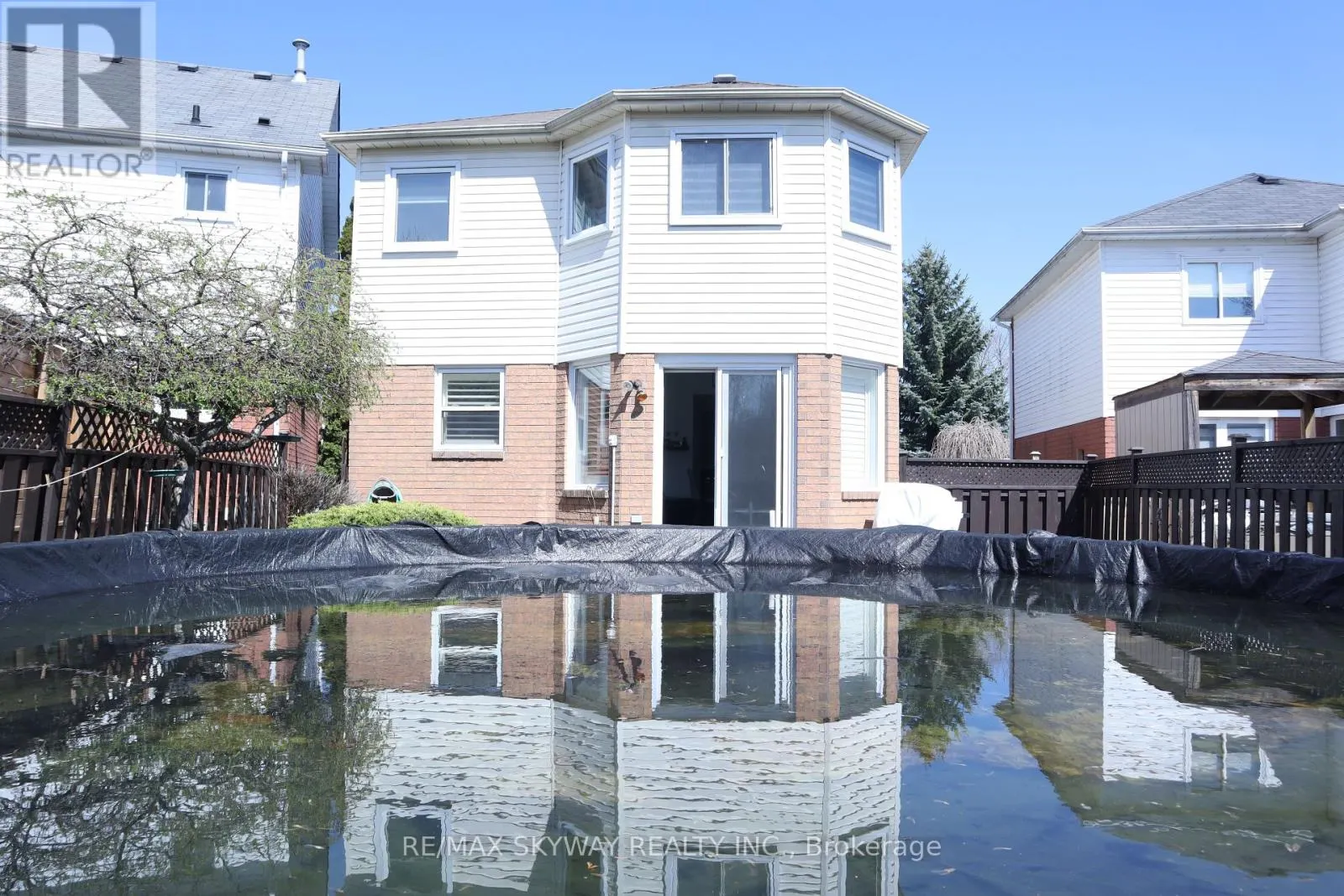 10 ELEPHANT HILL DRIVE