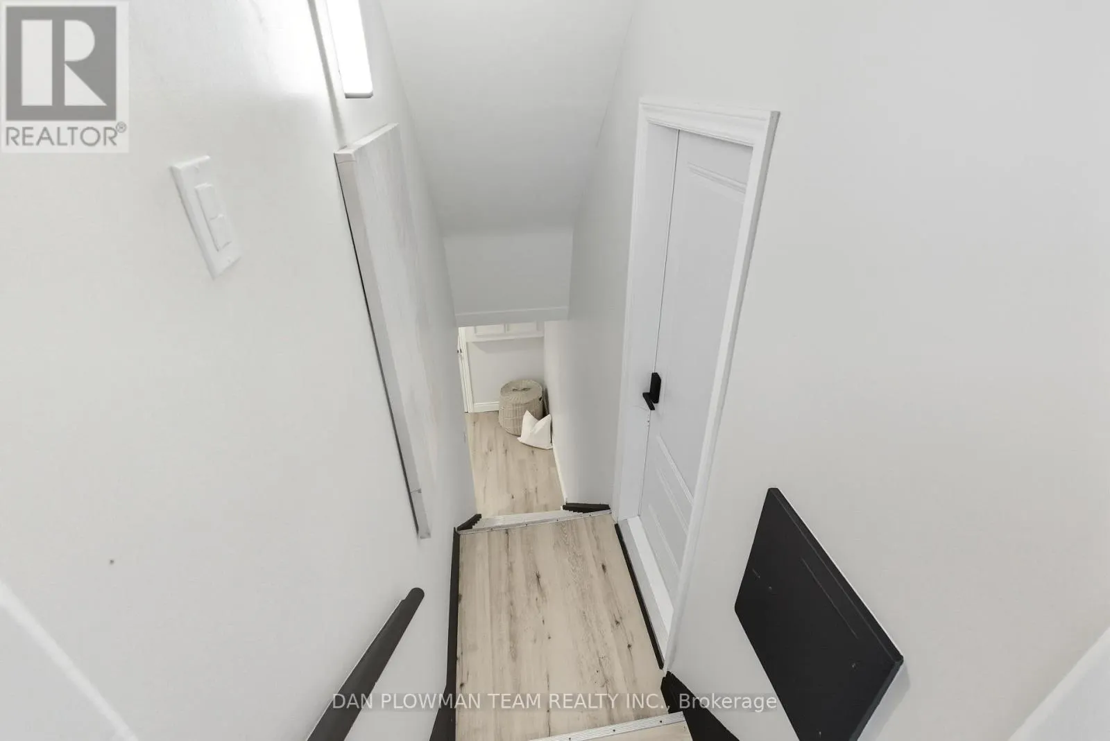 22 ATHENIA COURT
