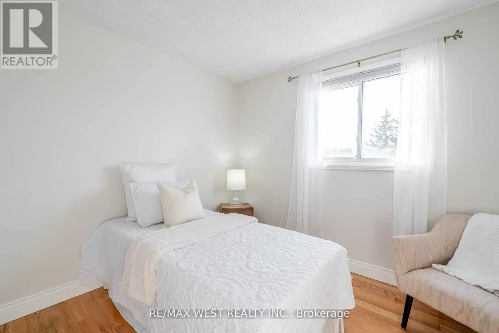 MAIN FL - 23 BRUNTSFIELD STREET