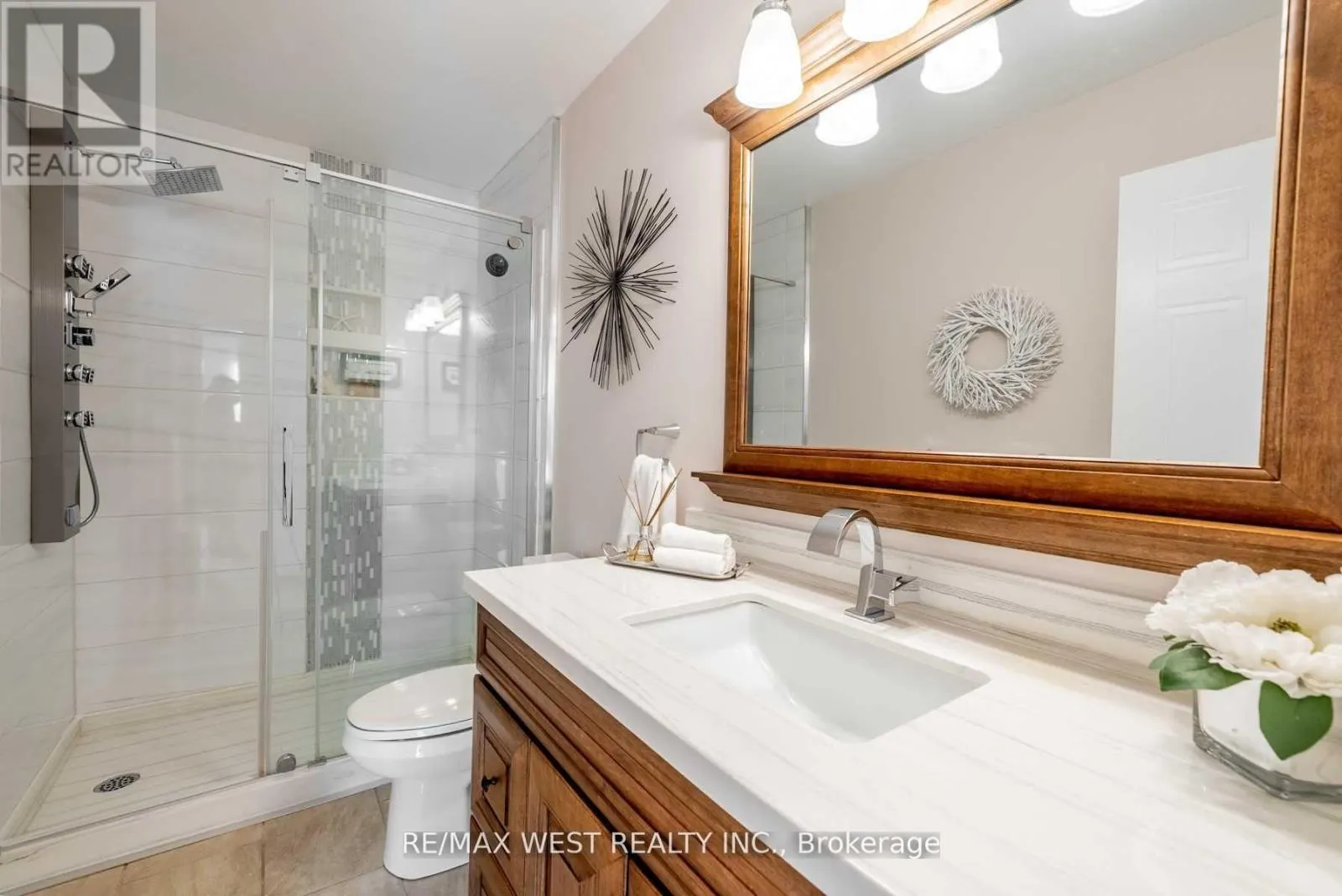 MAIN FL - 23 BRUNTSFIELD STREET