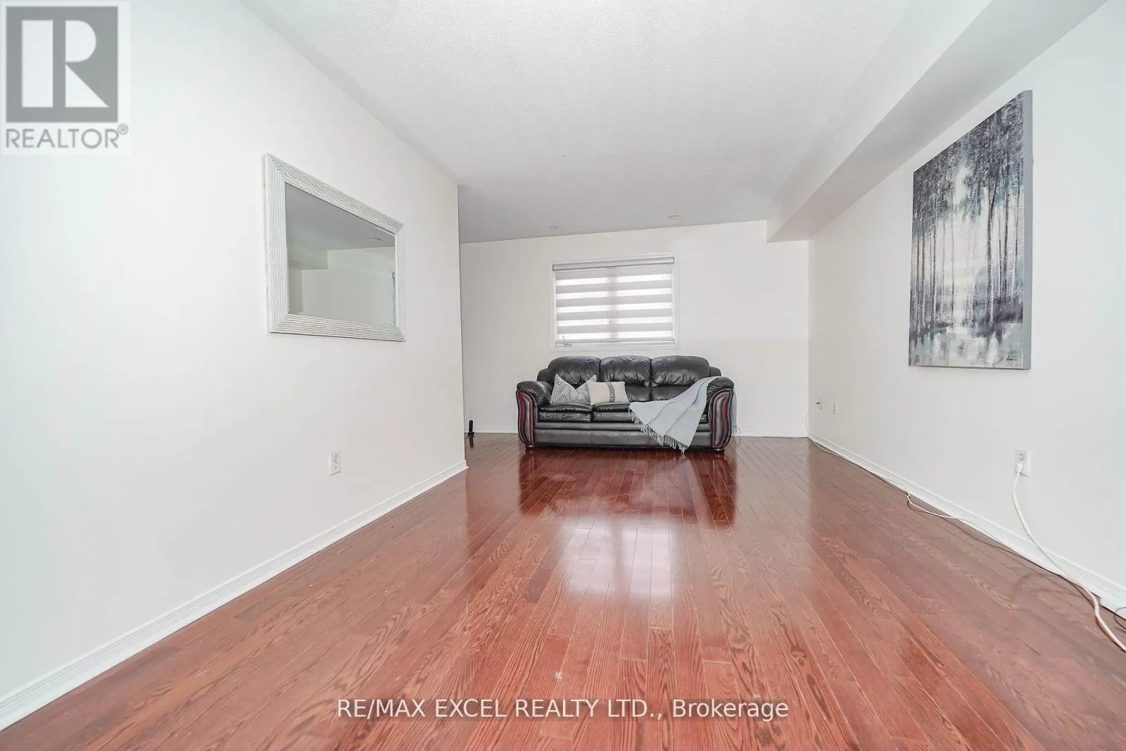 4 - 2784 EGLINTON AVENUE E
