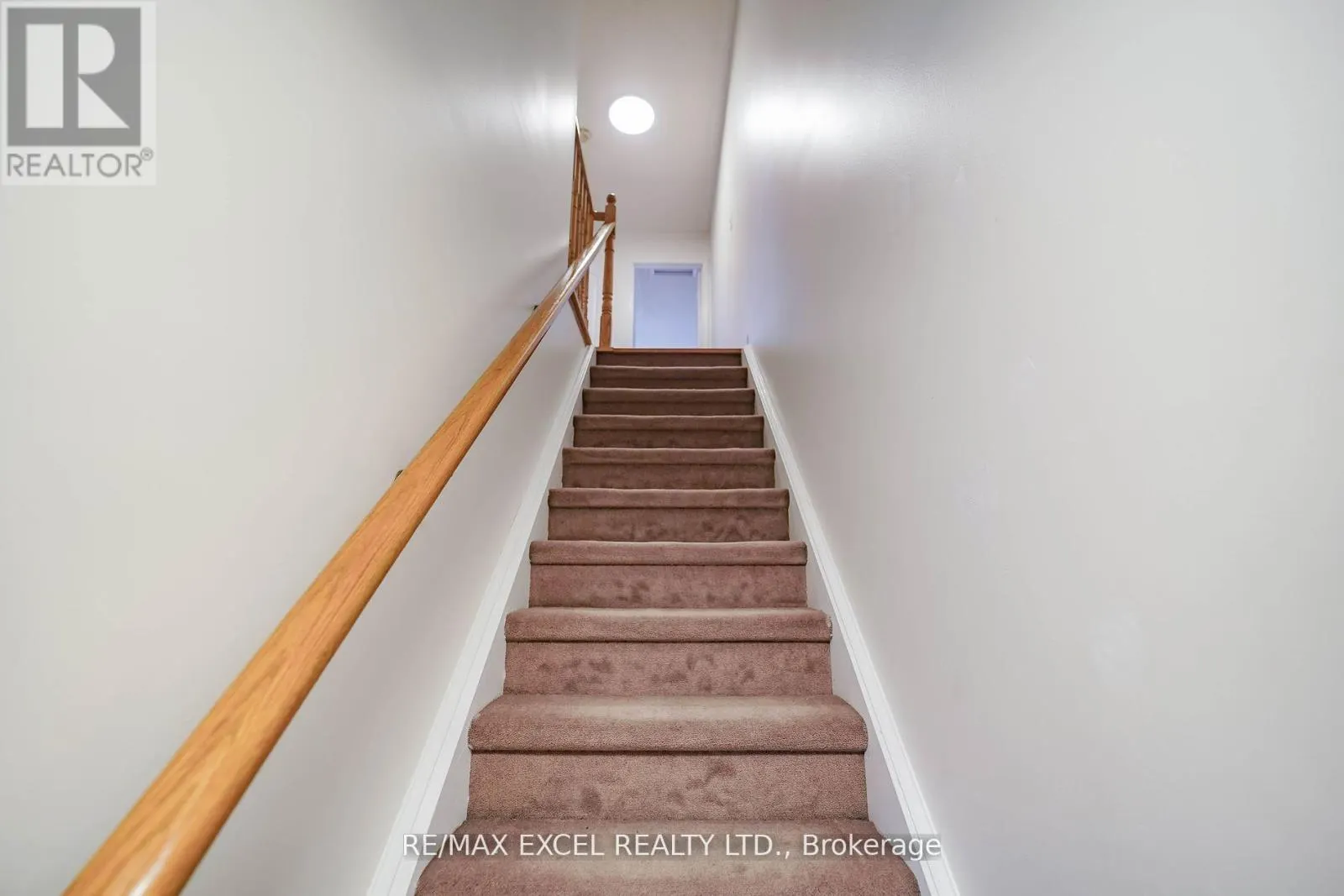 4 - 2784 EGLINTON AVENUE E