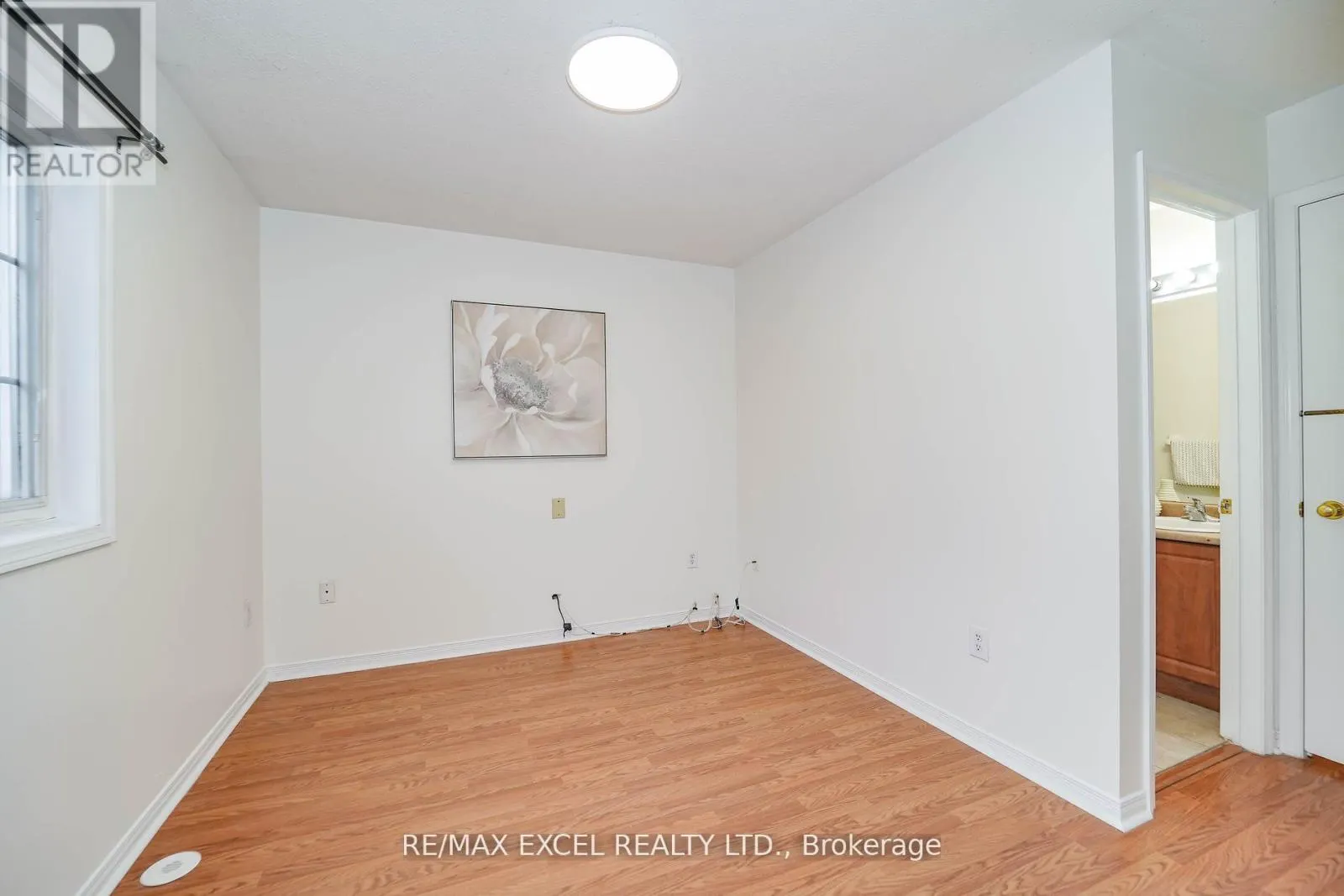 4 - 2784 EGLINTON AVENUE E