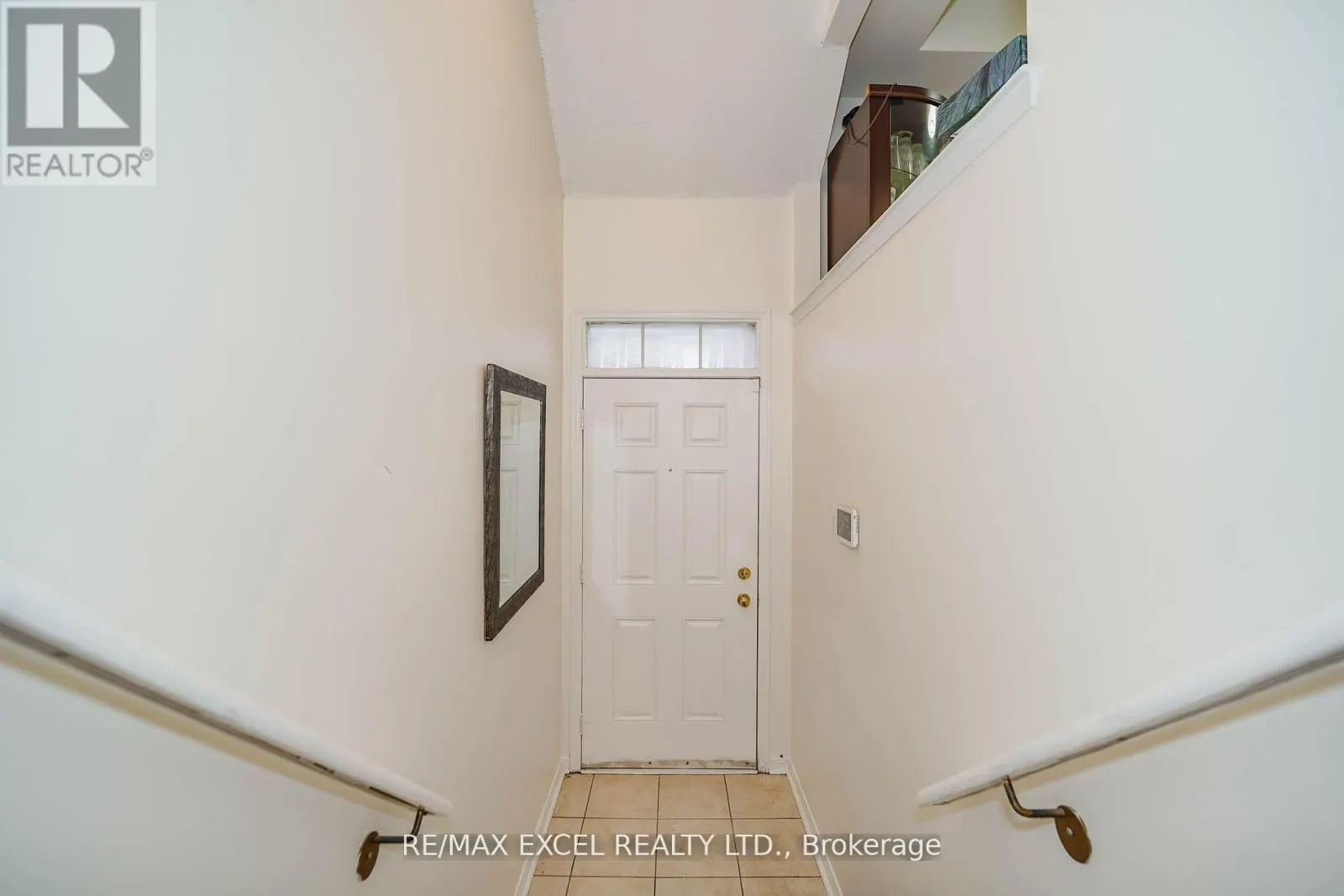 4 - 2784 EGLINTON AVENUE E
