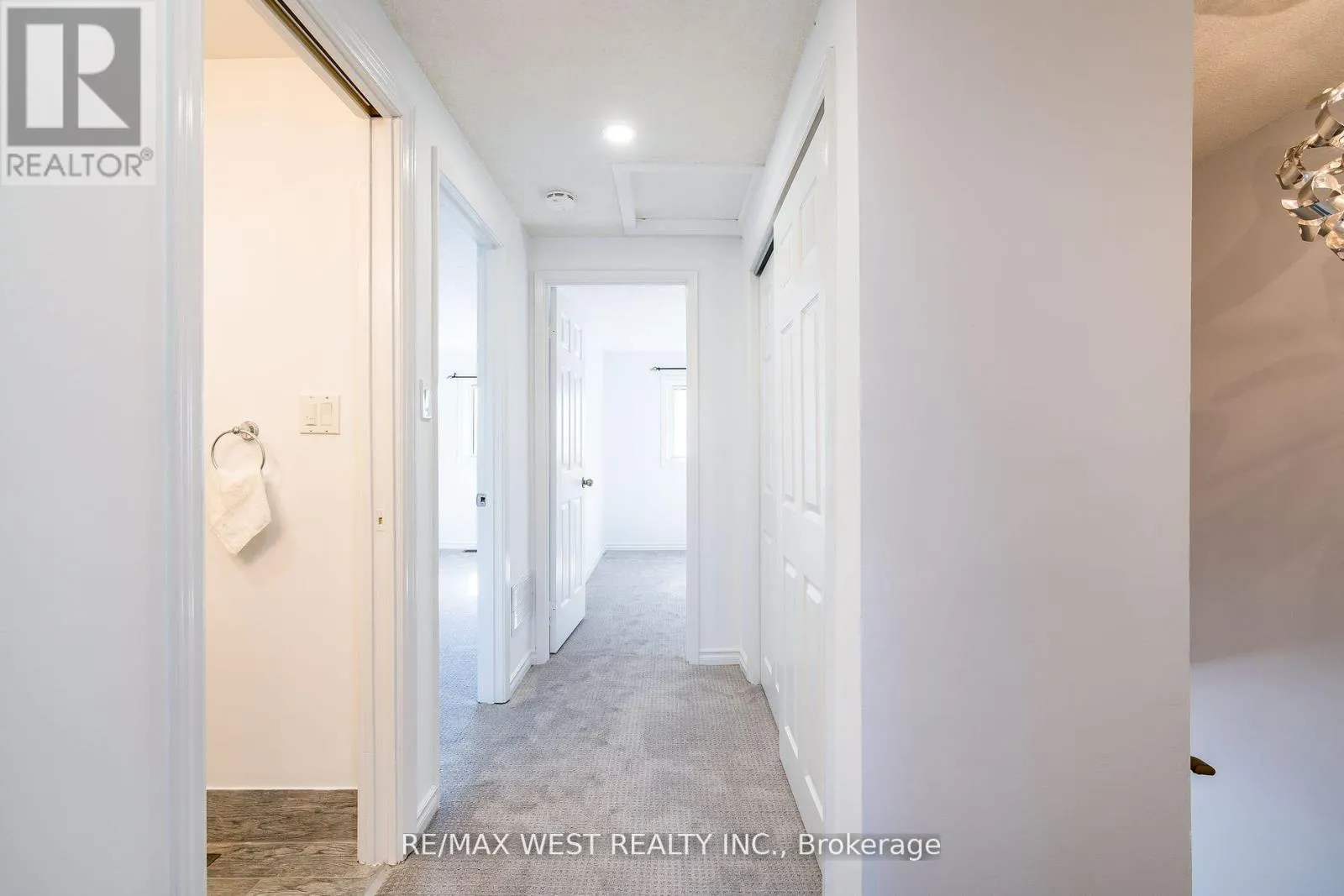 20 - 220 ORMOND DRIVE
